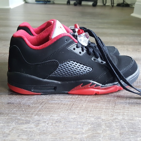 Authentic Air Jordans - Picture 4 of 6